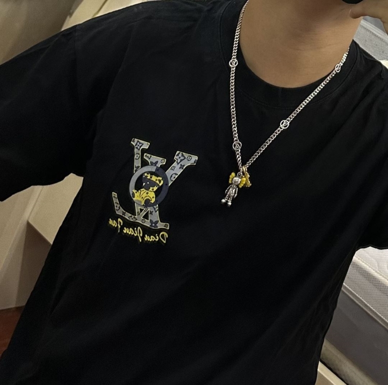 LV Necklaces